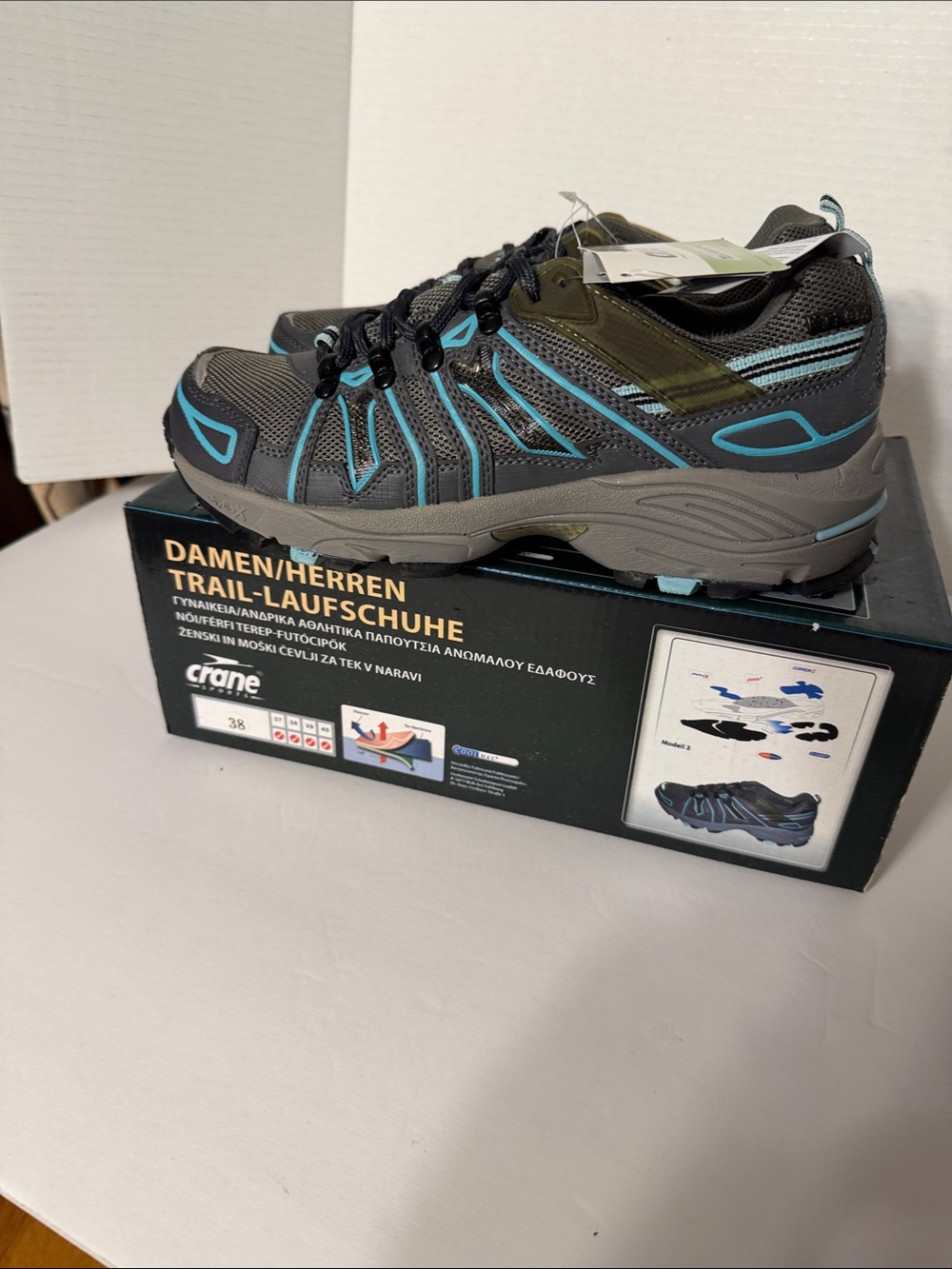 Crane Men's Gray and Teal Trail Running Shoes
